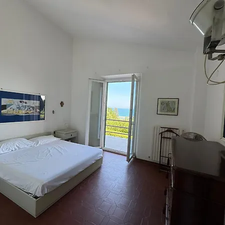 Annita Vista Mare 350 Mt Dalla Villa *