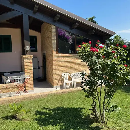 Annita Vista Mare 350 Mt Dalla Numana